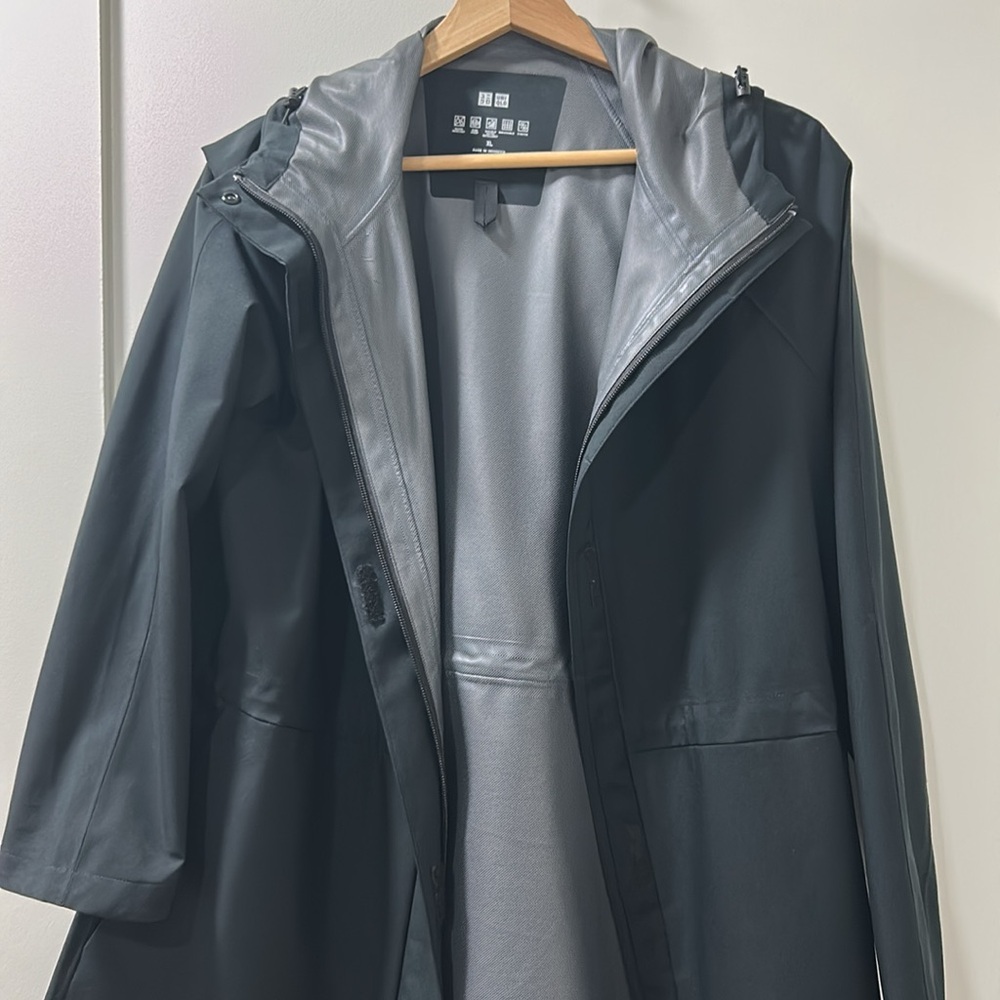 UNIQLO Black Jacket XL